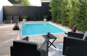 La Dolce Villa moderne avec piscine chauffée à Bordeaux Caudéran